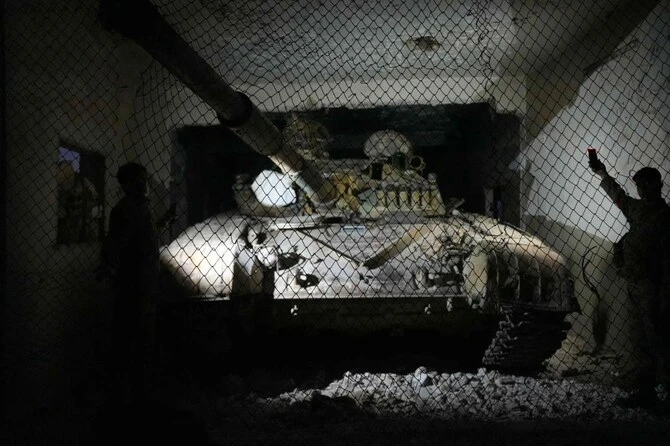 親イランの民兵がイラクからシリアに入り、低迷するシリア軍を支援する