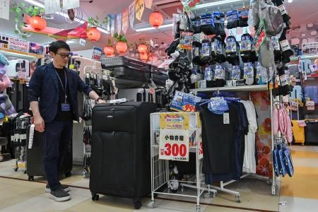 「宝探し」: 観光客がドン・キホーテの売上を押し上げる