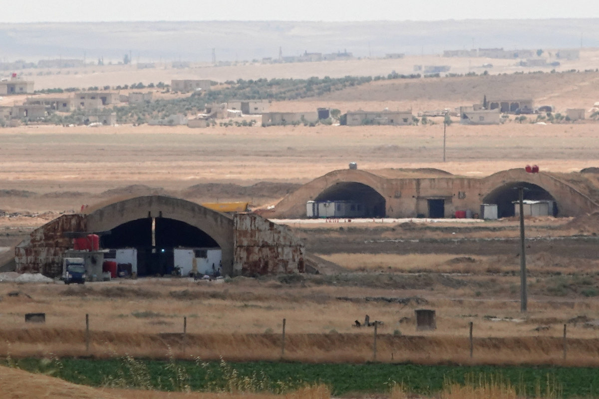 イスラエルによるシリアの空軍基地への空爆は、トルコへの警告だったのか？
