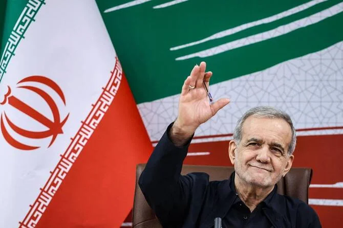 イラン大統領、優位な立場にある今こそ戦争を終わらせるべきと発言