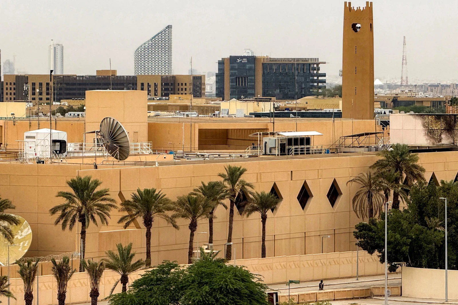 US embassy tells staff permission needed to use Saudi airports