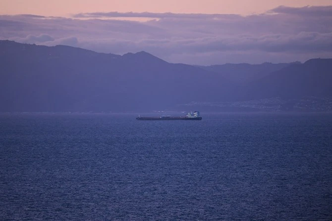How to deal with Houthi attacks on Red Sea shipping