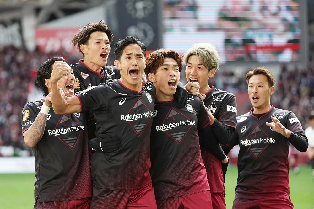 Japanese champions Vissel Kobe romped into the knockout stages of the AFC Champions League on Tuesday, a 4-0 victory over Shanghai Port guaranteeing their place in the last 16 with a match to spare. (AFP/file)