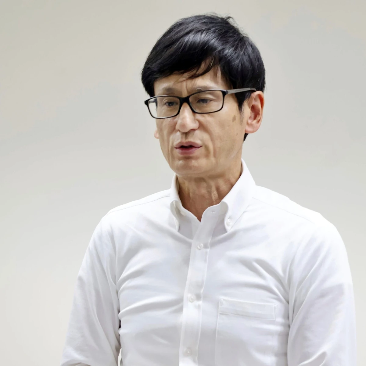 Tsuyoshi Yasukochi, executive secretary of the Japan Boxing Commission, speaks at a press conference on Sunday, Aug. 10, 2025 in Tokyo, after the deaths of two fighters who competed in bouts on Aug. 2. (AP)