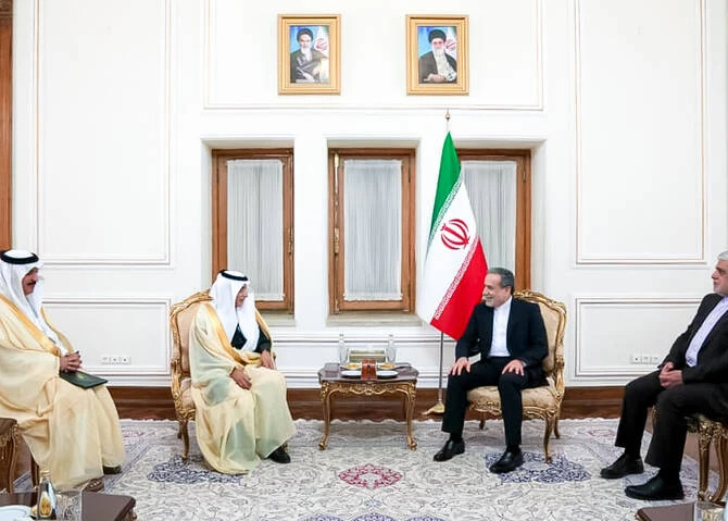 Iranian FM receives Saudi official in Tehran