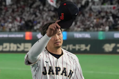 Suzuki, Ohtani homers help Japan outlast South Korea