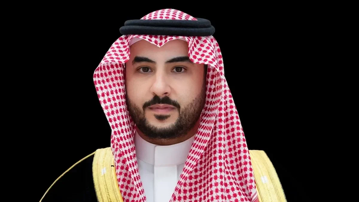 Saudi defense minister discusses military cooperation with Kuwaiti, Malaysian counterparts