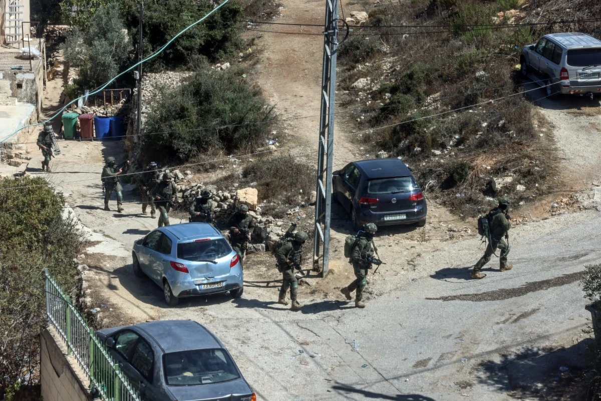 Israeli army detains at least 53 Palestinians in Biddu, near Jerusalem