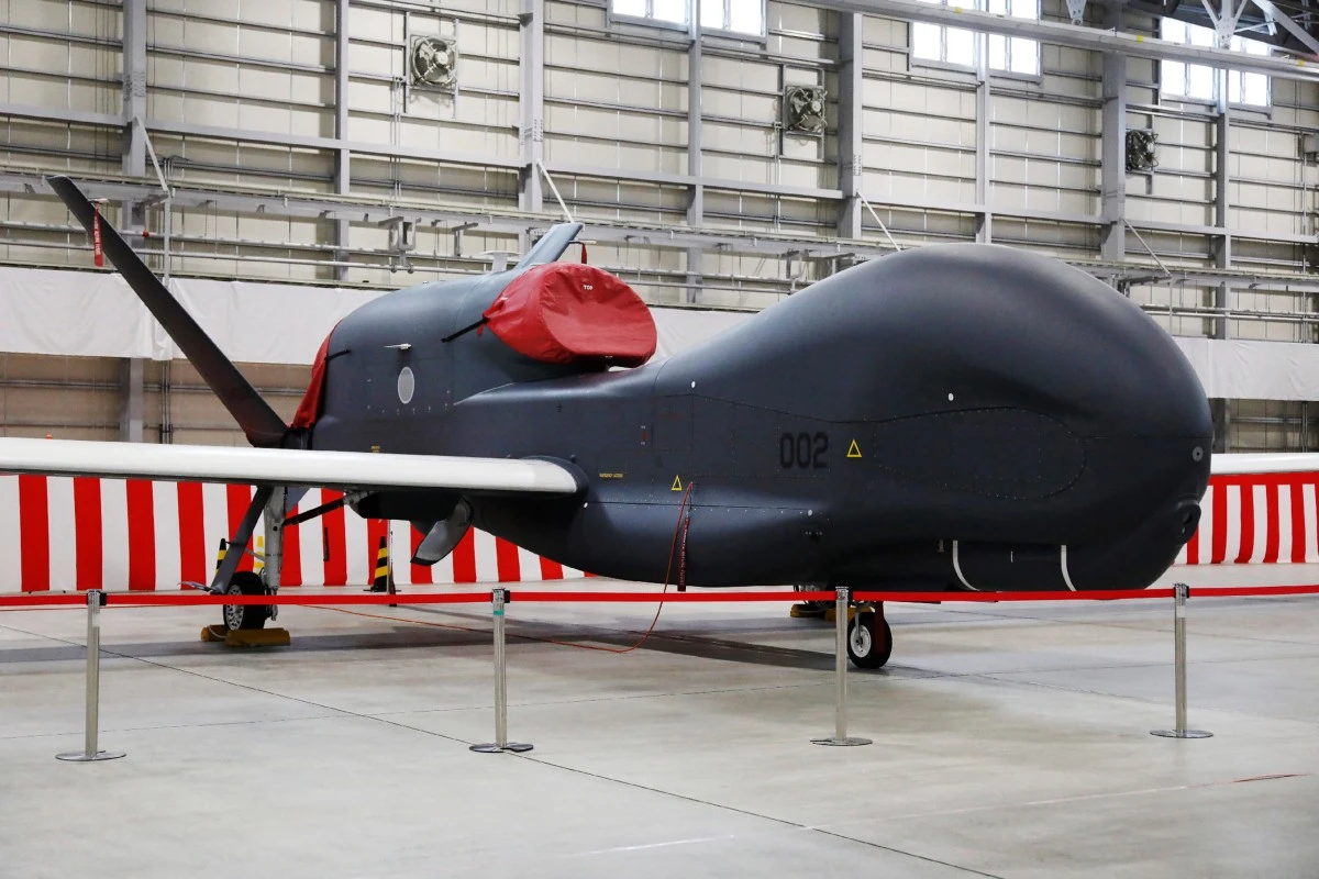 航空自衛隊、墜落したグローバルホークを回収開始
