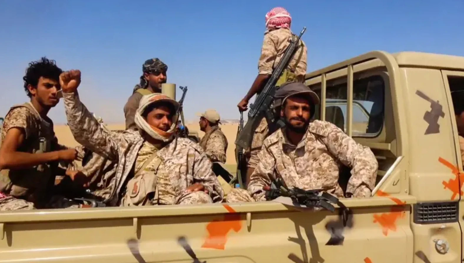 Yemeni forces target Houthi positions and reinforcements in Marib