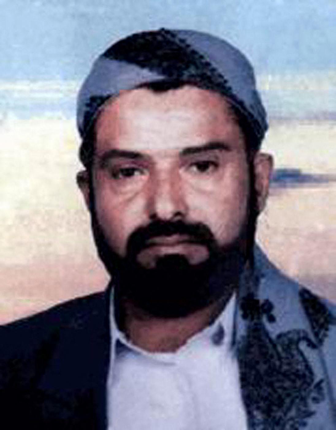 Hussein Al-Houthi a fondé le mouvement qui porte le nom de sa famille, s’inspirant des enseignements zaïdites et de la Révolution islamique iranienne pour façonner son idéologie. (AFP/Archives)