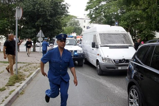 Algérie: lourdes peines de prison pour d’ex responsables de l'ère Bouteflika