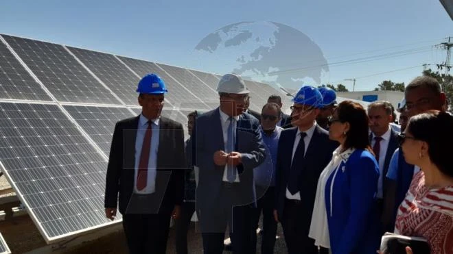 Inauguration de la première station d'énergie solaire en Tunisie