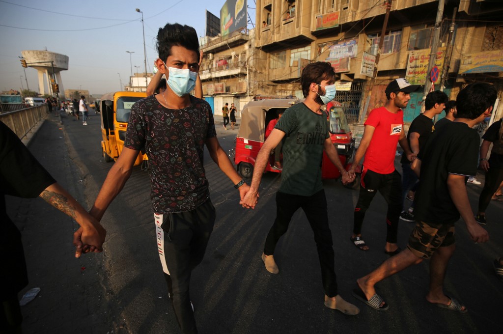 Manifestants tués en Irak: des policiers ont utilisé des armes personnelles
