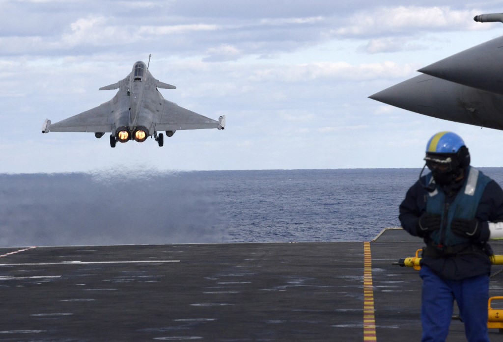 Frictions avec la Turquie: la France exige une réaction de l'Otan