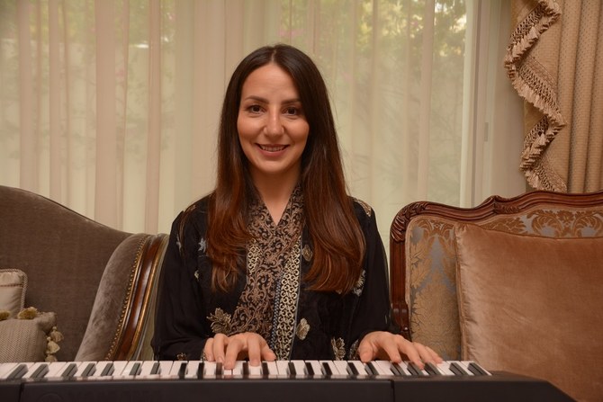 Sawsan Al-Bahiti , chanteuse d’opéra saoudienne