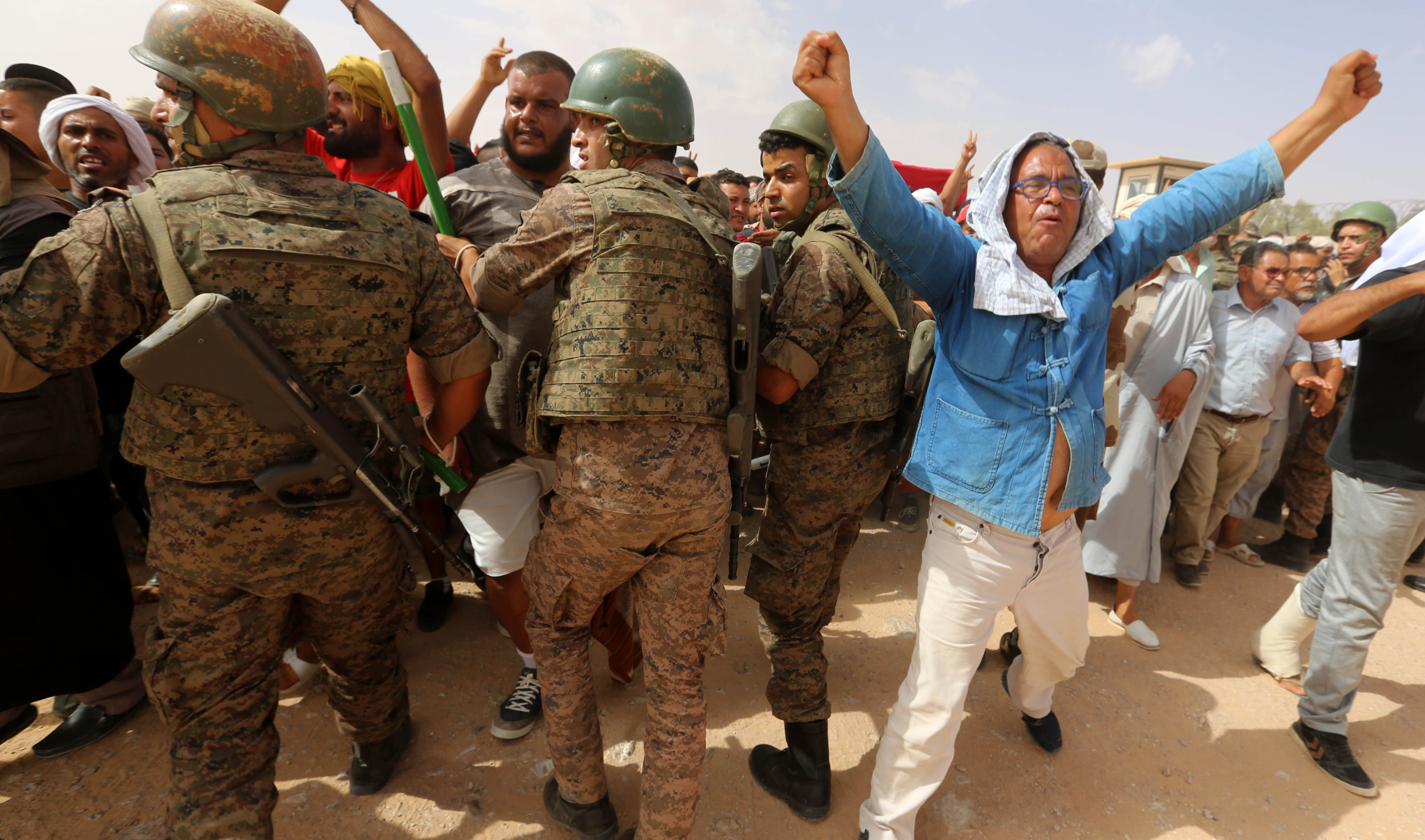 Tunisie: Des chômeurs mécontents bloquent un important pipeline