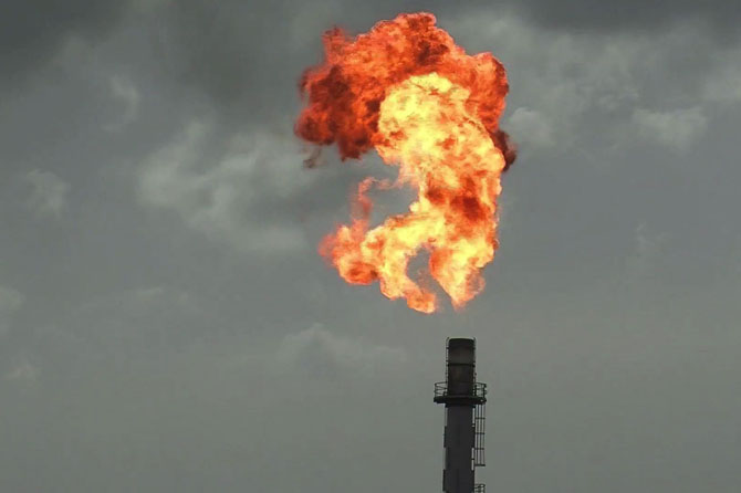 Les producteurs de l'OPEP peuvent-ils se servir de la couverture pétrolière face à l’augmentation des stocks ?