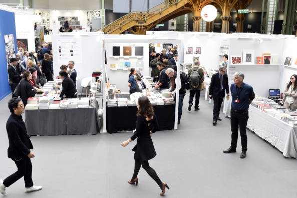 Les artistes algériens relancent la vie culturelle en France