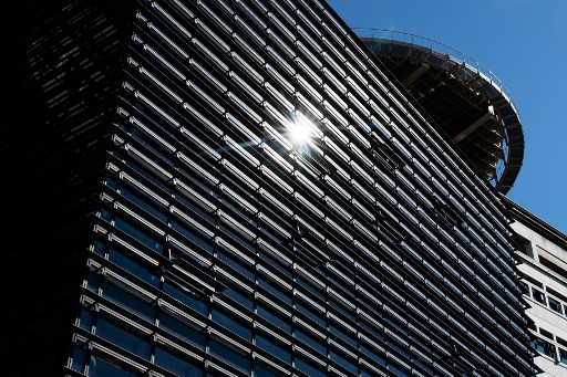 France: Le Parlement adopte le 3e et dernier budget de crise