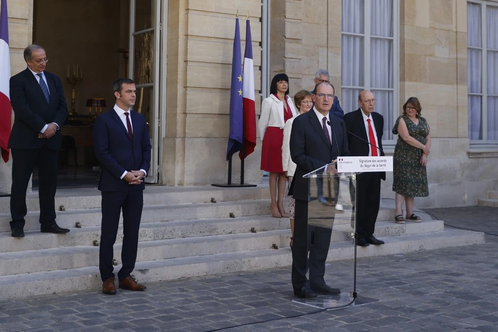 Les accords du « Ségur de la santé »: Castex salue un moment « historique »