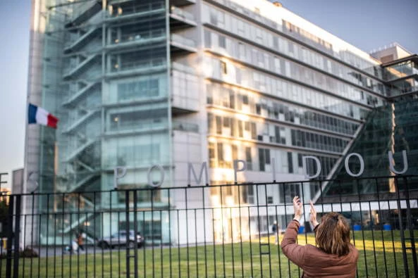 Ces médecins maghrébins au statut précaire indispensables aux hôpitaux français