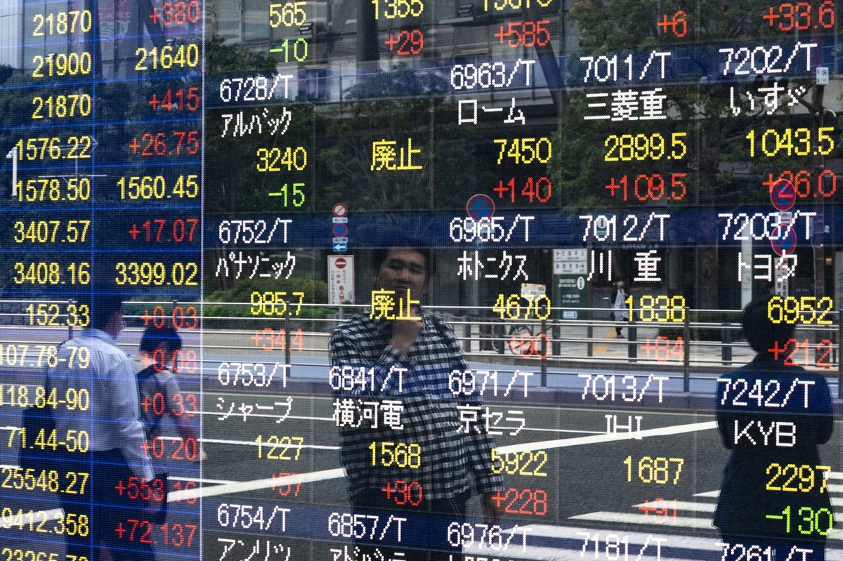 Les cours des actions pourront-ils encore longtemps défier les lois de la gravité ?