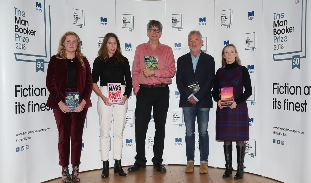 Booker Prize: Huit premiers romans rivalisent avec des plumes de renom