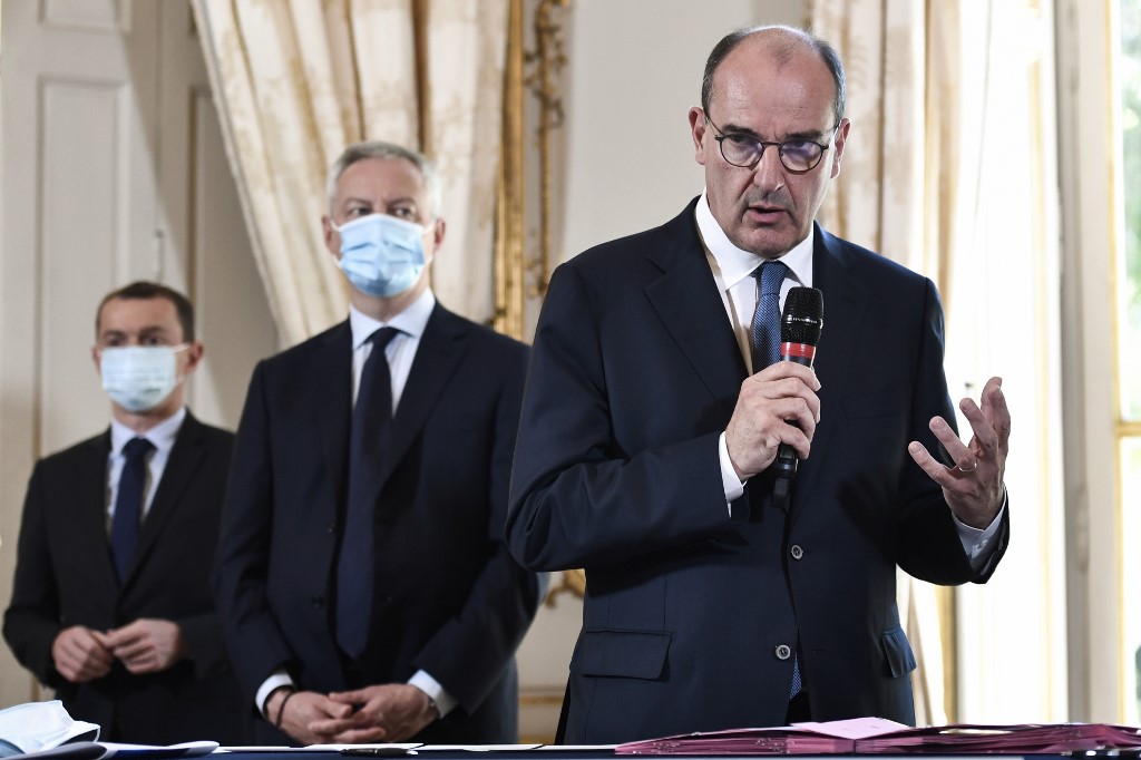 Le Premier ministre Jean Castex et le ministre de l’Economie lors d’un meeting à l’Hôtel Matignon en juillet. (Stéphane DE SAKUTIN/AFP)