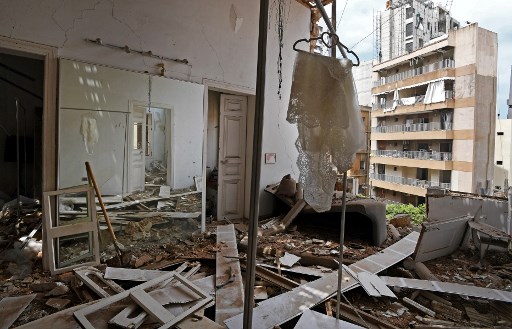 Au sein du chaos, les courtiers se précipitent sur une Beyrouth dévastée