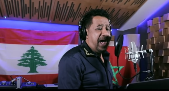 Cheb Khaled chante pour Beyrouth et suscite l’ire des Algériens… contre le Maroc!
