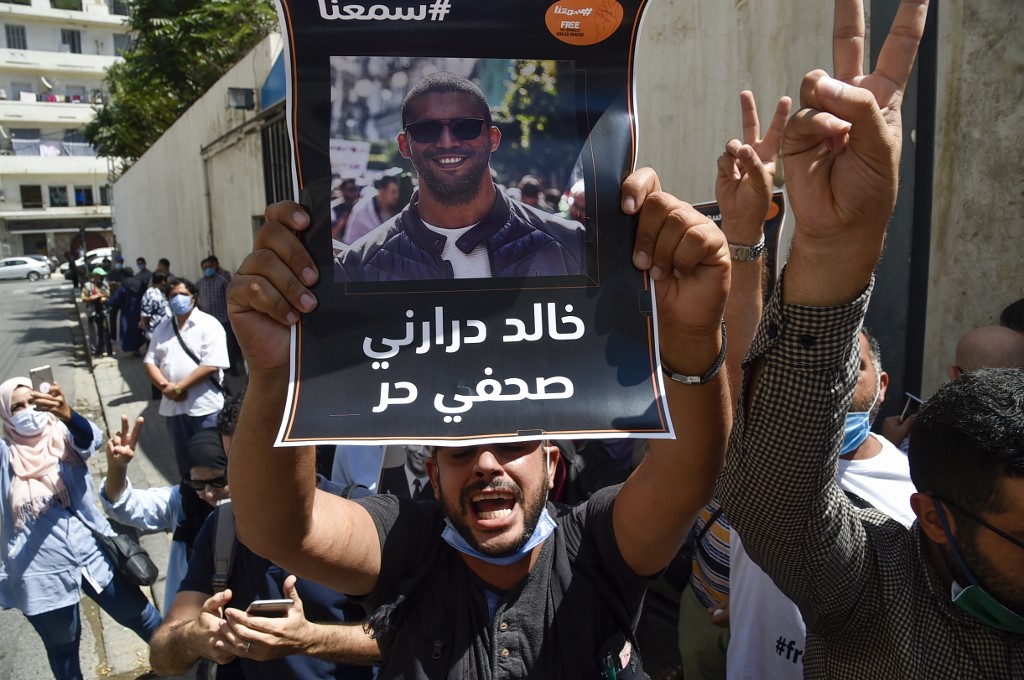 Manifestation à Alger pour demander la libération de Khaled Drareni, le 24 août (Photo, Ryad KRAMDI/AFP).