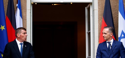 Les manoeuvres en Méditerranée "doivent cesser" pour permettre le dialogue