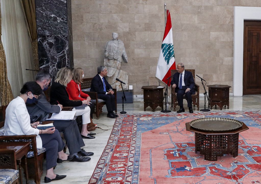 A Beyrouth, le chef de la diplomatie canadienne assure que son pays veut contribuer à l'enquête