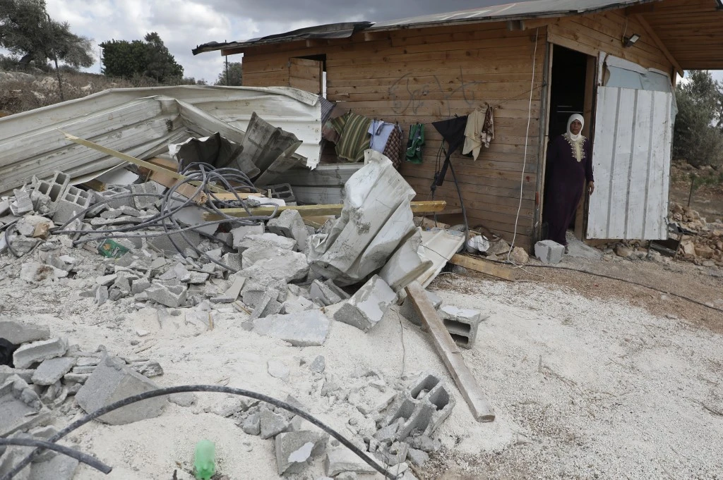 Des Palestiniens troglodytes risquent l'expulsion par Israël