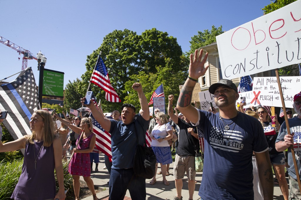 Patriot Prayer, le groupe américain d'extrême droite banni par Facebook