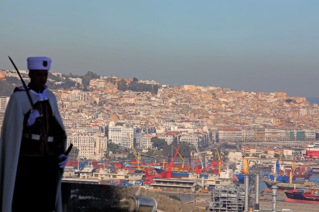 Le port d’Alger (Photo, Ludovic MARIN/AFP).