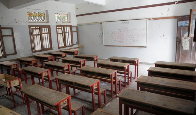 Les étudiants yéménites retournent à l'école car le nombre de nouveaux cas de contamination ralentit
