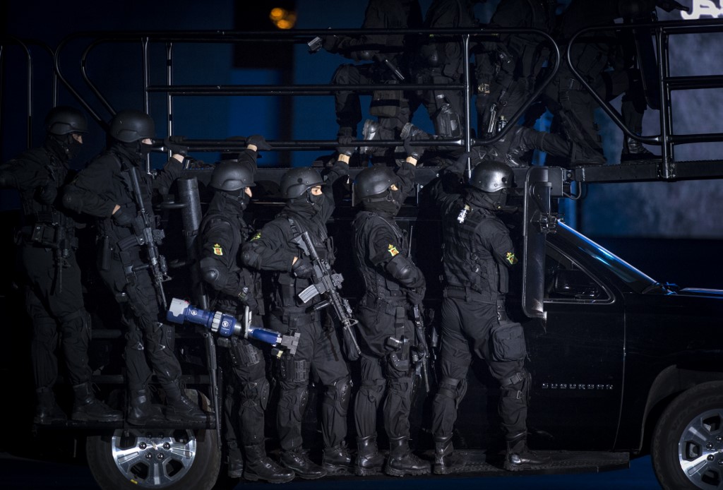 Les brigades anticriminalité marocaines en démonstration lors du 62e anniversaire de la création de la DGSN (Photo, Fadel SENNA/AFP).