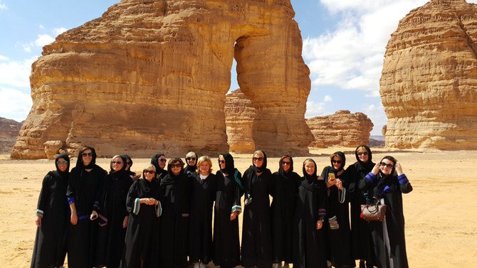 Passionné, un guide touristique saoudien présente au monde les merveilles de l'Arabie saoudite
