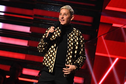 Ellen DeGeneres rompt le silence sur les accusations de harcèlement dans son émission