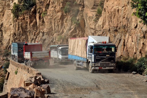 Yemen: L'unique ligne de vie entre les principales villes du pays ne cesse de se dégrader