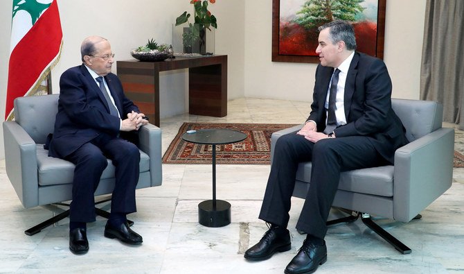 Liban: Aoun et Adib négocient sur fond de pressions de la part du Hezbollah