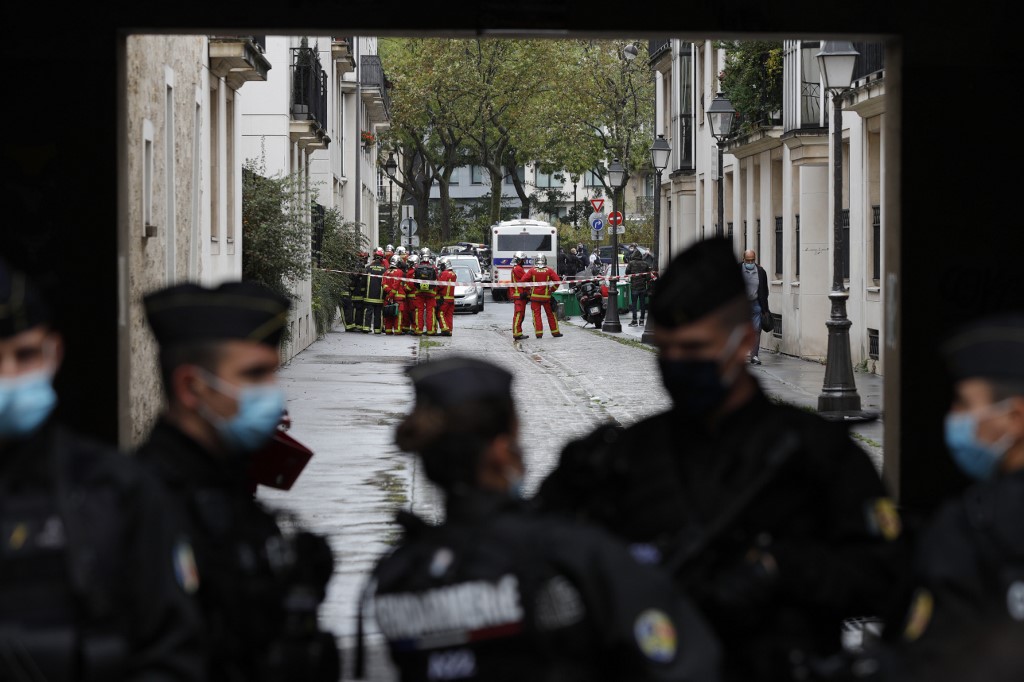 Charlie Hebdo: Paris plonge dans la peur