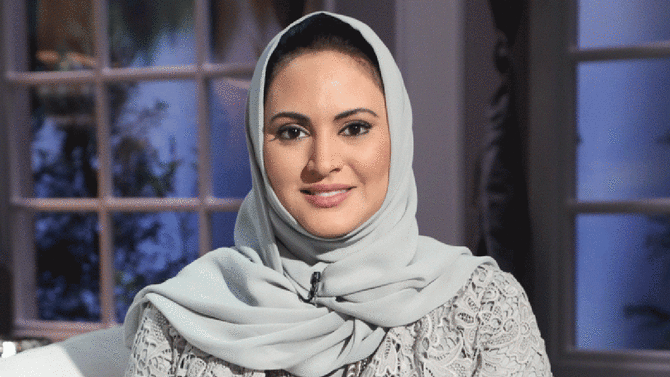 La présentatrice saoudienne Muna Abu Sulayman nommée directrice mondiale de l’équité chez Gucci