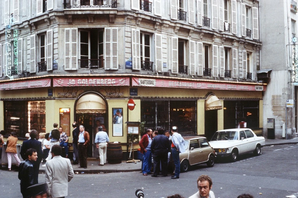 Le restaurant Jo Goldenberg, théâtre de l’attentat meurtrier perpétré le 9 août 1982 à Paris (Joel ROBINE/AFP).