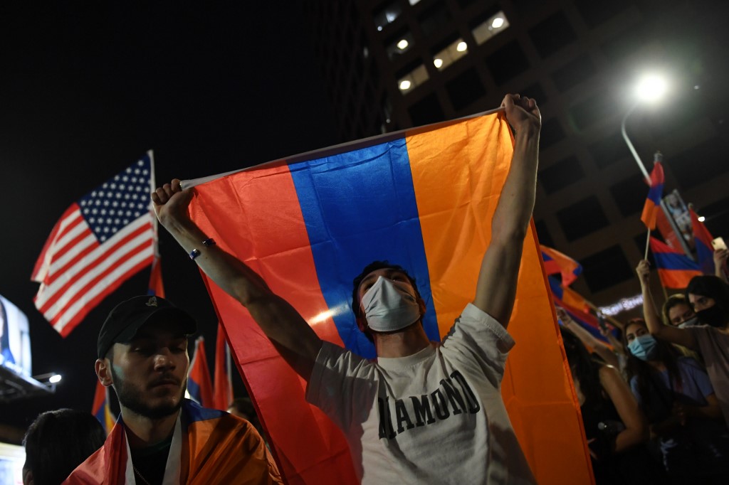Karabakh: Poutine, Macron et Trump préparent une déclaration commune