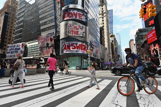 Après des années de boom, les palaces new-yorkais pleurent la jet-set