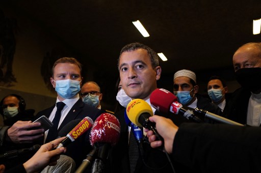 Darmanin qualifie la tentative d'incendier une église de «choc contre la République»
