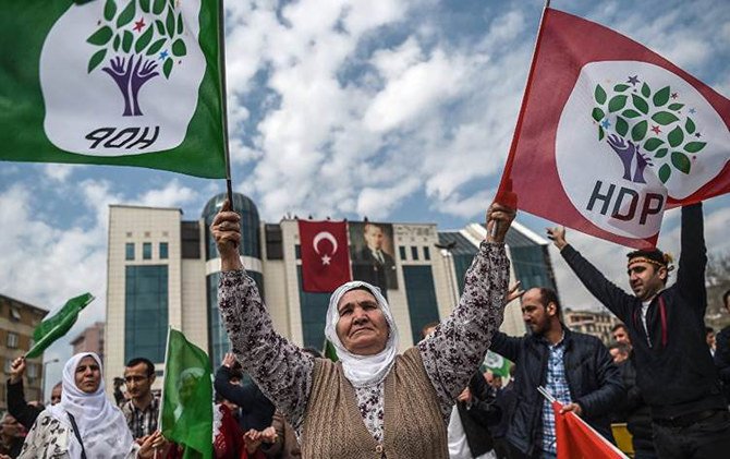 Inquiétudes en Turquie suite à la répression contre le principal parti pro-kurde